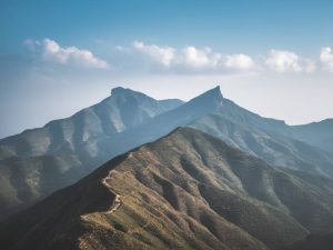 Exploration des pistes mythiques des Gastlosen pour les amoureux de la montagne